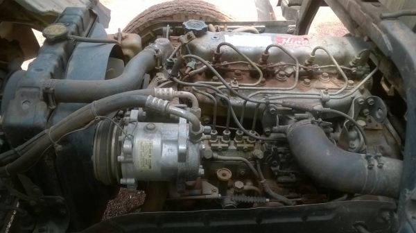 ขาย 6 ล้อ HINO FB2WGLA ยาว 5.50 เมตร เครื่อง WO4D 120 แรงม้า คัสซีสวยตลอดเส้น แอร์เย็น ยางเต็ม ทะเบียนพร้อมโอนครับ