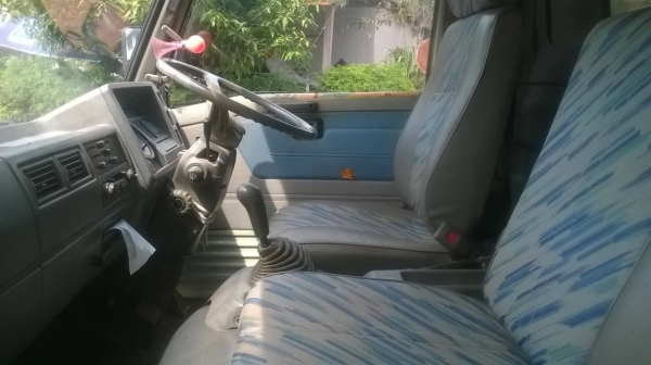 ขาย 6 ล้อ HINO FB2WGLA ยาว 5.50 เมตร เครื่อง WO4D 120 แรงม้า คัสซีสวยตลอดเส้น แอร์เย็น ยางเต็ม ทะเบียนพร้อมโอนครับ