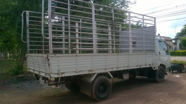 ขาย 6 ล้อ HINO FB2WGLA ยาว 5.50 เมตร เครื่อง WO4D 120 แรงม้า คัสซีสวยตลอดเส้น แอร์เย็น ยางเต็ม ทะเบียนพร้อมโอนครับ