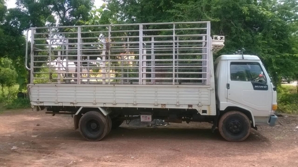 ขาย 6 ล้อ HINO FB2WGLA ยาว 5.50 เมตร เครื่อง WO4D 120 แรงม้า คัสซีสวยตลอดเส้น แอร์เย็น ยางเต็ม ทะเบียนพร้อมโอนครับ