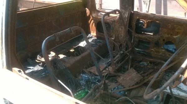 ขายตามสภาพ ISUZU TFR 90 ไฟใหม้ที่หัวเก๋ง เครื่องสตาร์ทติดได้ปกติ คัสซีสวยตลอดเส้น แอร์ พาวเวอร์ครบ ทะเบียนพร้อม