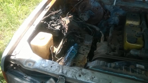 ขายตามสภาพ ISUZU TFR 90 ไฟใหม้ที่หัวเก๋ง เครื่องสตาร์ทติดได้ปกติ คัสซีสวยตลอดเส้น แอร์ พาวเวอร์ครบ ทะเบียนพร้อม