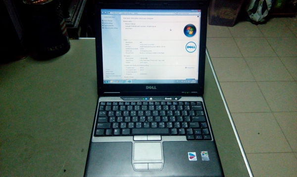 netbook dell latitude d410 สเป็คดี จอ12.5นิ้ว 2500บ.