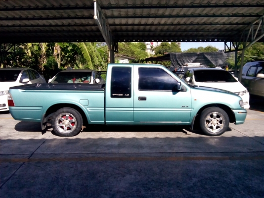 ขาย isuzu dragon power 2.5 slx cab m/t ปี 2000 รุ่นท็อปสุด ไฟฟ้าทั้งคัน หารถสวย ดี คันนี้เลย ขาย isuzu dragon power 2.5 slx cab m/t ปี 2000 รุ่นท็อปสุด ไฟฟ้าทั้งคัน หารถสวย ดี คันนี้เลย