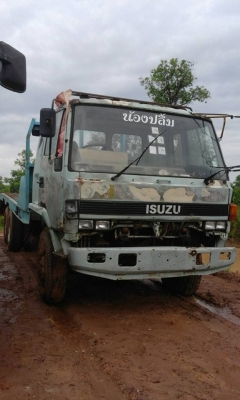 ขาย10ล้อ1เพลา ลาก200ได้ แชชซีหน้ายาว เครื่อง 175 6BG1 เบรคทิ๊ฟฟี่ ช่วงล่างใหญ่ แพเหล็กสอด พ.เพาเวอร์ สภาพพร้อมวิ่งงาน แจ้งทะเบียนพร้อม ม.79