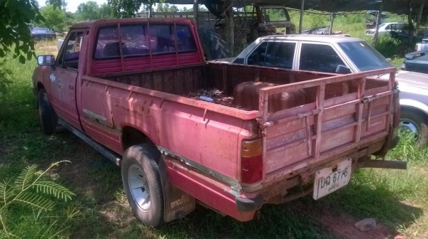 ขายกระบะ NISSAN SD23 ตอนเดียว คัสซีมีปะนิดหน่อย รถใช้งานได้ปกติ ทะเบียนพร้อมครับ