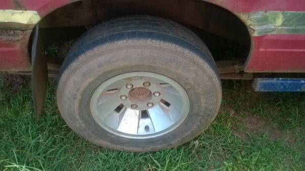 ขายกระบะ NISSAN SD23 ตอนเดียว คัสซีมีปะนิดหน่อย รถใช้งานได้ปกติ ทะเบียนพร้อมครับ