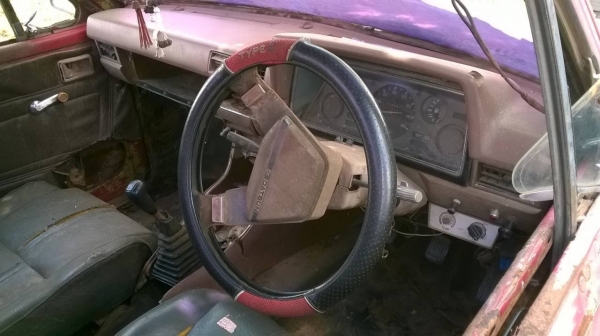 ขายกระบะ NISSAN SD23 ตอนเดียว คัสซีมีปะนิดหน่อย รถใช้งานได้ปกติ ทะเบียนพร้อมครับ