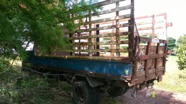 ขาย 6 ล้อ ISUZU KS22 ยกหัวได้ เครื่อง 4BD1 110 แรงม้า คัสซีสวยตลอดเส้น มีคอกเหล็กพร้อมบรรทุก ทะเบียนพร้อมโอนครับ