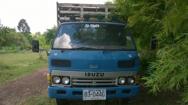 ขาย 6 ล้อ ISUZU KS22 ยกหัวได้ เครื่อง 4BD1 110 แรงม้า คัสซีสวยตลอดเส้น มีคอกเหล็กพร้อมบรรทุก ทะเบียนพร้อมโอนครับ