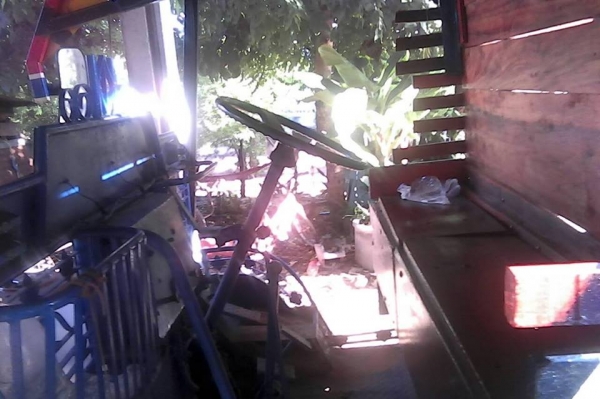 ขายรถเกษตร อีแต๋น เพลาลอย เครื่องคูโบต้าet110 คอกสวย เล่มทะเบียน สโลวกลางลูกใหญ่ สภาพพร้อมใช้งาน