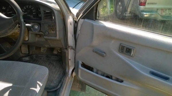 ขาย กระบะไมตี้เอกซ์ ปี 96/2539 เครื่องดี แอร์เย็น คัสซีสวยตลอดเส้น ทะเบียนพร้อมโอนครับ