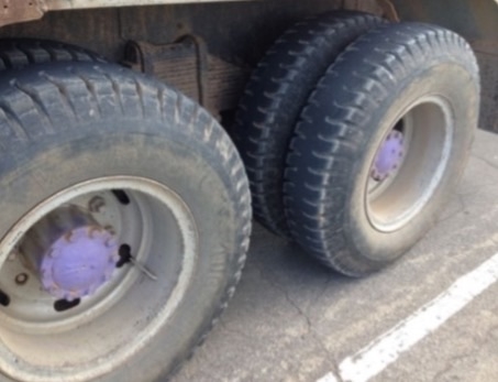 ISUZU ROCKY FXZ 240 HP 6SD1 สิบล้อดั๊มพ์ 2 เพลา ร็อกกี้หัวขาว กระบะดั๊มพ์คอกมิเนียม 12 ตันสภาพดีพร้อมบรรทุกหนักได้เลย มีระบบลากพ่วงขาดแต่ชุดลำโพงครับ เครื่องยนต์เดิมๆแรงดี เกียร์ฟูลเลอร์เดิมๆ ภายในเก๋งคอนโซลครบพร้อม พวงมาลัยเพาเวอร์ ระบบเบรคทริ๊ปฟี้ครบ ช่