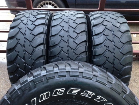 ยาง Mud Bridgestone 32 11.5 R15 เหมาะสำหรับเข้าไร่เข้าสวน ลุยได้อีกนานครับ