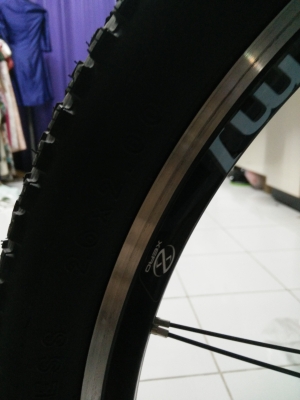 จักรยานเสือภูเขาพร้อมชุดแต่ง xt ทั้งคันสภาพ99.99\% จักรยานเสือภูเขาพร้อมชุดแต่ง xt ทั้งคันสภาพ99.99\%