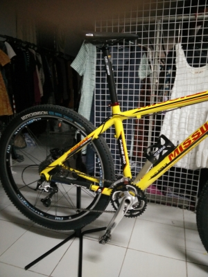 จักรยานเสือภูเขาพร้อมชุดแต่ง xt ทั้งคันสภาพ99.99\% จักรยานเสือภูเขาพร้อมชุดแต่ง xt ทั้งคันสภาพ99.99\%