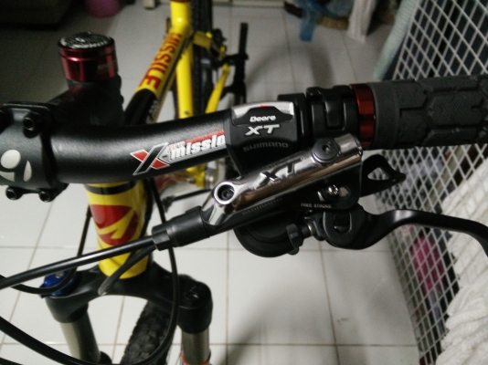 จักรยานเสือภูเขาพร้อมชุดแต่ง xt ทั้งคันสภาพ99.99\% จักรยานเสือภูเขาพร้อมชุดแต่ง xt ทั้งคันสภาพ99.99\%