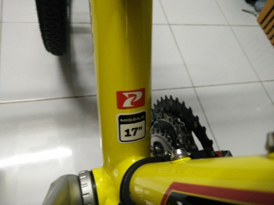 จักรยานเสือภูเขาพร้อมชุดแต่ง xt ทั้งคันสภาพ99.99\% จักรยานเสือภูเขาพร้อมชุดแต่ง xt ทั้งคันสภาพ99.99\%