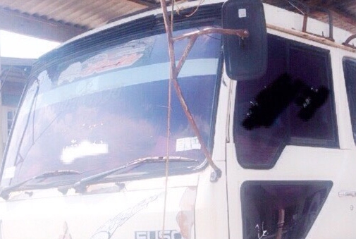 **659,000 บ.ต่อรอง/// เทนเลอร์10ล้อ2เพลา MITSU FUSO-TD 195 หางพับขึ้นรถเกี่ยวข้าว **ขาย เทนเลอร์ MITSU FUSO-TD 195 หลงทีดี 10ล้อ2เพลา หางปลาขนรถเกี่ยวข้าว พร้อมใช้ ราคาเบา MITSUBISHI FN527M-TD3958 6D16-195HP 10SPEED ปี39 เครื่องเดิม เกียร์เดิม เครื่องดี แ