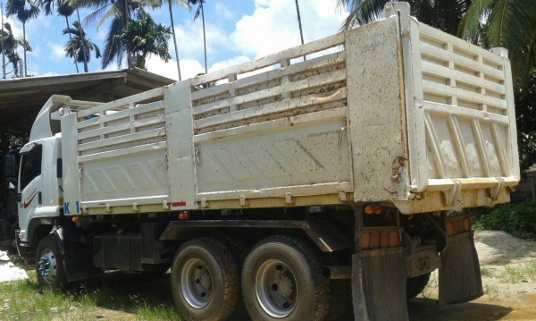 สิบล้อ อีซูชุ FVZ 300 ปี53 ดั้มสามมิตร 2เพา มีระบบลาก สภาพสวยบางเดิมพร้อมวิ่ง ทะเบียนพร้อมโอน สิบล้อ อีซูชุ FVZ 300 ปี53 ดั้มสามมิตร 2เพา มีระบบลาก สภาพสวยบางเดิมพร้อมวิ่ง ทะเบียนพร้อมโอน