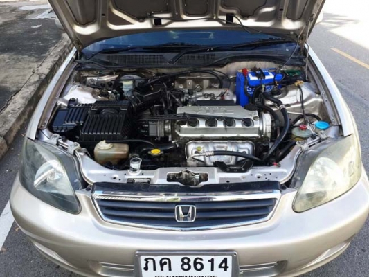 ขายสด / รับเทิร์น Honda civic minor change ปี 99 ไฟท้ายข้าวโพด - เครื่อง d16y8 vtec 1600 cc. เเน่นๆเลย - เกียร์ออโต้ เปลี่ยนนิ่มๆ - ช่วงล่างเงียบกริบ - ภายในไม่ขาด ไม่แตกหัก สะอาดเรียบร้อย - เซ็นทรัลล็อค กระจกไฟฟ้า ปรับและพับไฟฟ้า  - แอร์หนาว จอดกลางแดดยั