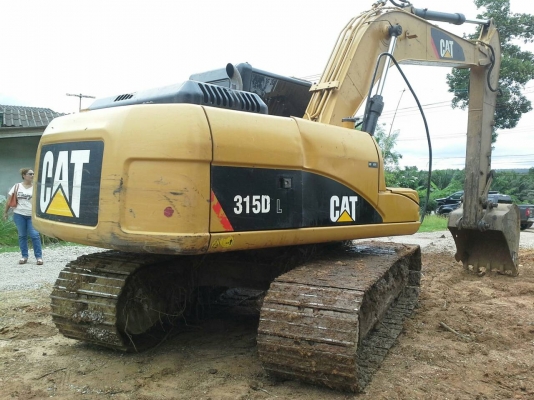 ขายรถแบคโฮ CAT 315 D 6359 ชม. ราคา 1800000