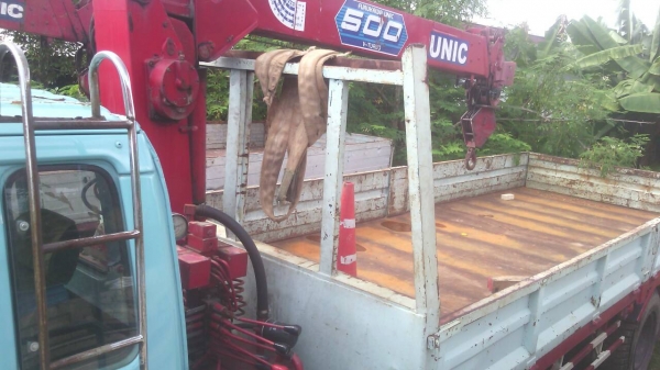 Isuzu FTR11NYK/ 6 สูบ 175 แรง ติดเครน 3.5 ตัน พร้อมใช้