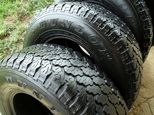 ยางกระบะขอบ15 ดันล็อป235-70-R15ลงพื้นปี12 (4เส้น 2,400บ) ยางกระบะขอบ15 ดันล็อป235-70-R15ลงพื้นปี12 (4เส้น 2,400บ)