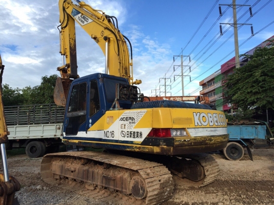 KOBELCO SK200-3 รถซื้อเก่านอกมาปี57 รถใช้งานมาปีเดียว ใช้งานดี รถสวยมาก เอกสารInvoice ราคา 1200000 บาท สนใจติดต่อ 0890854790