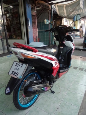 Mio 125 เครื่องเดิมๆสวยๆหล่อๆลงล้อมาอย่างเดียว พร้อมเล่มครับ Mio 125 เครื่องเดิมๆสวยๆหล่อๆลงล้อมาอย่างเดียว พร้อมเล่มครับ