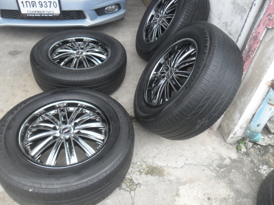 ล้อแม็ก 18นิ้ว 6รู พร้อมยาง สวยๆ 4 ล้อ ลดราคาเหลือ 8000 บาท ล้อแม็ก 18นิ้ว 6รู พร้อมยาง สวยๆ 4 ล้อ ลดราคาเหลือ 8000 บาท