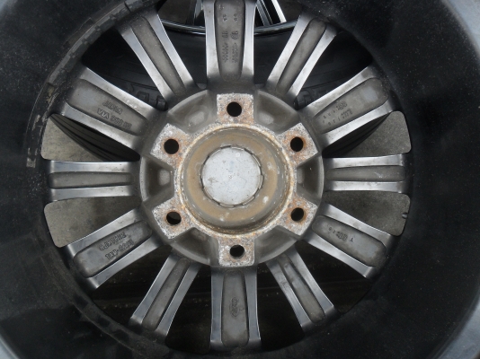 ล้อแม็ก 18นิ้ว 6รู พร้อมยาง สวยๆ 4 ล้อ ลดราคาเหลือ 8000 บาท ล้อแม็ก 18นิ้ว 6รู พร้อมยาง สวยๆ 4 ล้อ ลดราคาเหลือ 8000 บาท