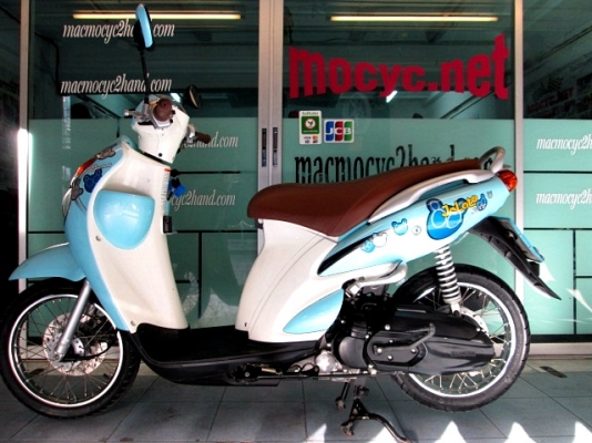 JALATO  สีฟ้า ระบบหัวฉีดประหยัดน้ำมัน เครื่องยนต์แรงด้วย 125 cc รถเดีอน กันยายน ปี56 ไมล์ 9 พันโล  แถม3รายการ 24900