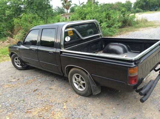 ขาย toyota hilux