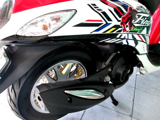 fino i สีดำแดง ล้อแมกซ์แต่ง ลาย VIP ยางจุ๊บเลส ของใหม่ รถเดือน ธันวาคม ปี 57 ไมล์ 5 พันโล แถม 3 รายการ 33900