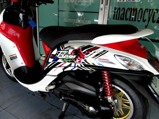 fino i สีดำแดง ล้อแมกซ์แต่ง ลาย VIP ยางจุ๊บเลส ของใหม่ รถเดือน ธันวาคม ปี 57 ไมล์ 5 พันโล แถม 3 รายการ 33900