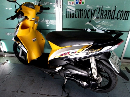 MIO 115 i สีเหลืองดำ  ตัวท๊อป ล้อแมกซ์ รถเดือน ธันวาคม ปี 55 ไมล์ 8 พันโล แถม 3 รายการ  25900