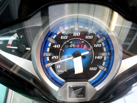 wave 125 i สีดำ สวย อมตะ ใส่ล้อแมกซ์แต่งยางใหม่หน้าหลัง สต๊าทเท้า รถเดือน กุมภาพันธุ์ ปี 58 ไมล์ 4 พันโล  แถม 3 รายการ 38900