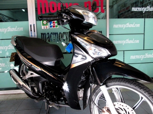 wave 125 i สีดำ สวย อมตะ ใส่ล้อแมกซ์แต่งยางใหม่หน้าหลัง สต๊าทเท้า รถเดือน กุมภาพันธุ์ ปี 58 ไมล์ 4 พันโล  แถม 3 รายการ 38900