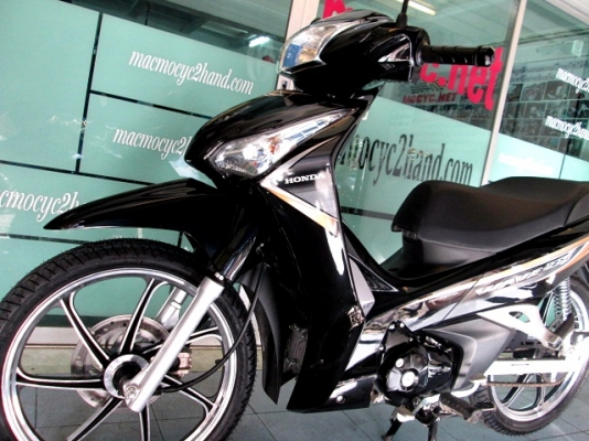 wave 125 i สีดำ สวย อมตะ ใส่ล้อแมกซ์แต่งยางใหม่หน้าหลัง สต๊าทเท้า รถเดือน กุมภาพันธุ์ ปี 58 ไมล์ 4 พันโล  แถม 3 รายการ 38900