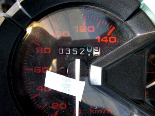 ttx สีเหลือง แต่งโช๊คหลังใหม่ เครือบเงาชิ้นสีเหลืองใหม่ รถเดือน เมษายน ปี57 แถม 3 รายการ 27900