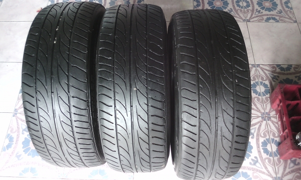 ขายยาง Dunlop  SP Sport  LM 703