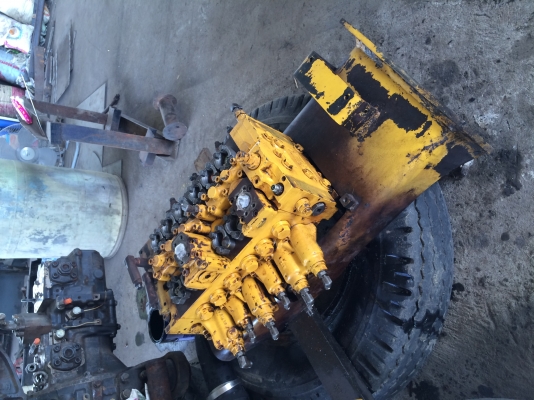 ขายแพคอนโทล  KOMATSU PC200 รุ่น 7 ราคา 90000 บาท