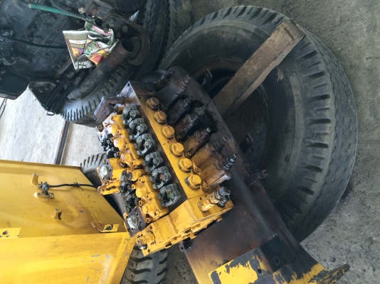 ขายแพคอนโทล KOMATSU PC200 รุ่น 7 ราคา 90000 บาท ขายแพคอนโทล KOMATSU PC200 รุ่น 7 ราคา 90000 บาท