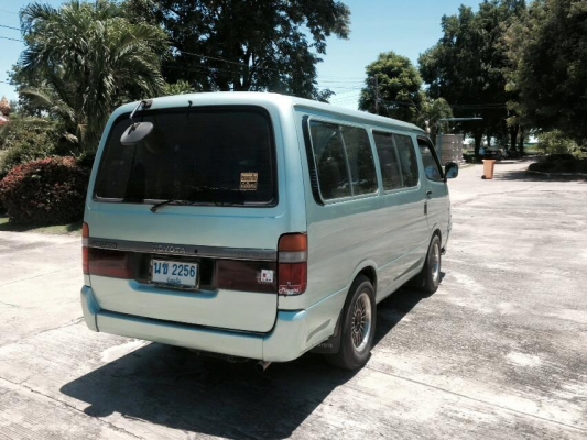 ขายรถตู้หัวจรวดปี35 พวงมาลัยเพาเวอร์