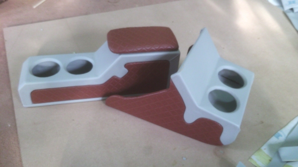 ขายคับ..คอลโซนวางขวดน้ำข้างคนขับ