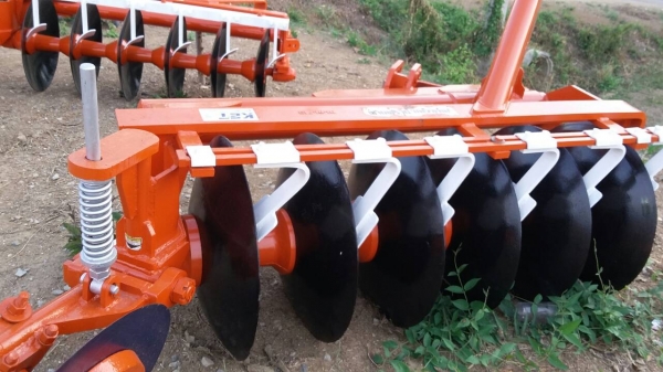 ขายผานพรวน6×26.ของตราช้าง ขายผานพรวน6×26.ของตราช้าง