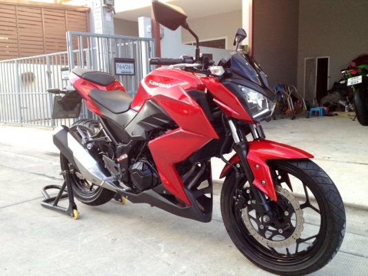 ขาย Kawasaki Z250 รถบ้าน สภาพดีมาก  วิ่งน้อย ราคา 99000 บาท  ราคาลดได้ ด่วน