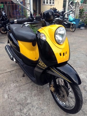 .ฟีโน่ เครื่องดี ชุดสีสวย