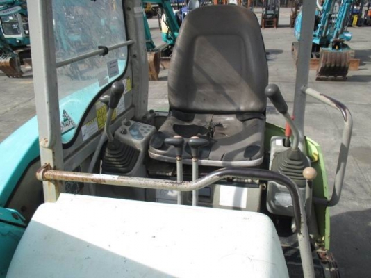 ขายรถขุดyanma B3รุ่นใหม่แขนยาว.